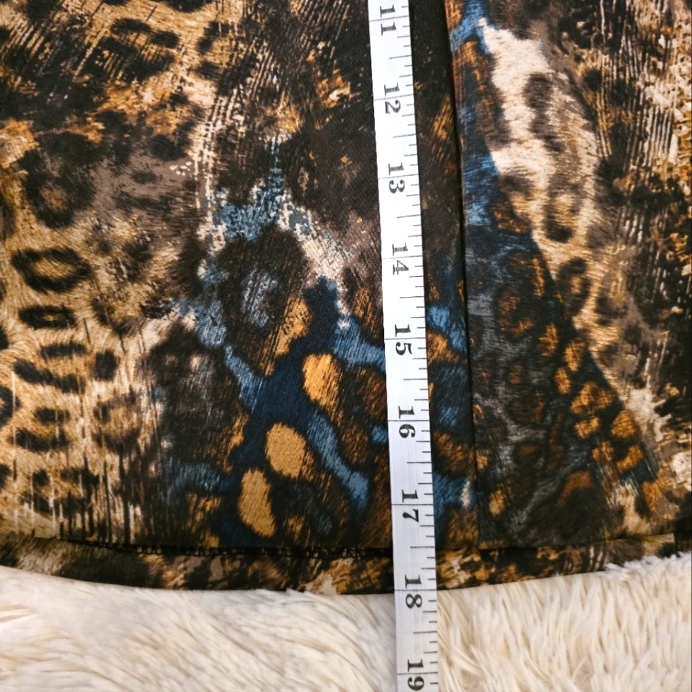 Abstract Leopard Print Mini Skater Skirt size XL - Picture 10 of 12